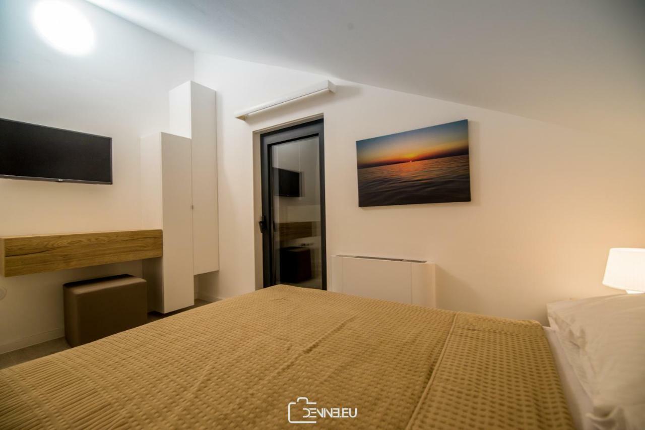 Villa Madomi Kustići エクステリア 写真