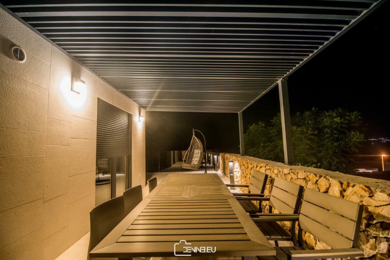 Villa Madomi Kustići エクステリア 写真