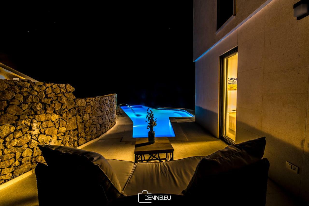 Villa Madomi Kustići エクステリア 写真